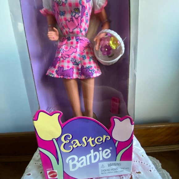 Vintage 90’s Easter Barbie Doll Special Edition 1996 Mattel, New in box - Picture 3 of 9